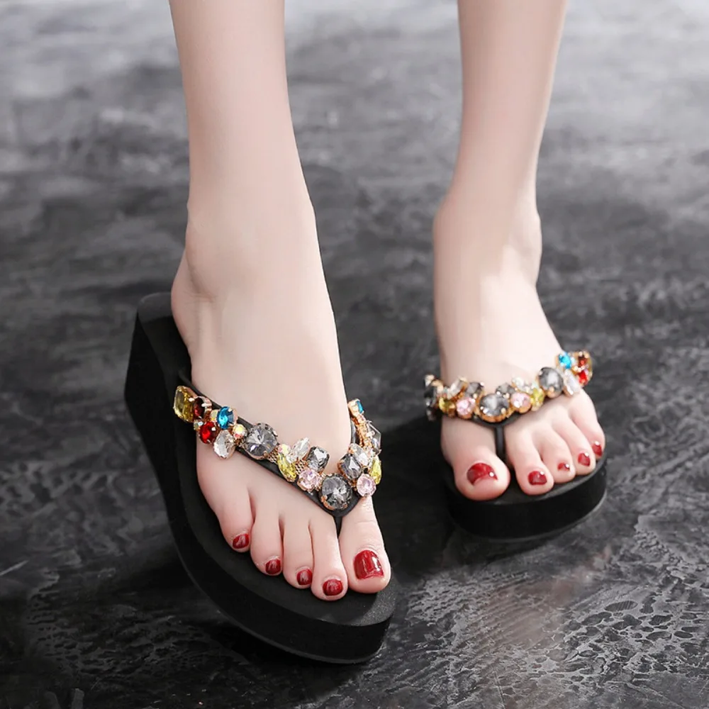 Women Slippers Summer Outside New Rhinestone Flip Flops Women Wearing Sequin Fashionable Beach Sandals Chanclas Mujer pantuflas