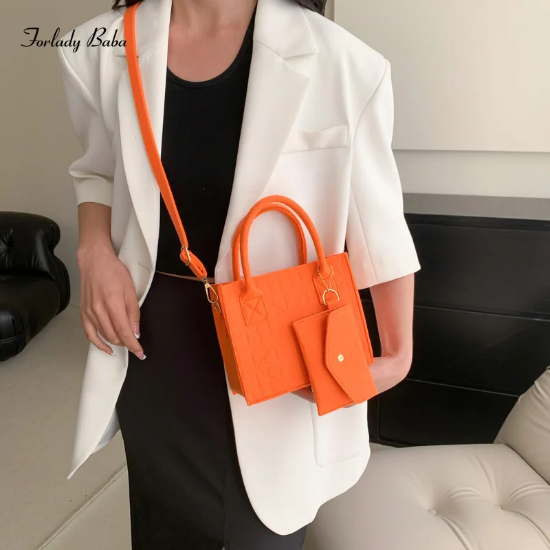 2024 Fashion Large Capacity Handbag Female Korean Version of Simple Indentation Felt Lightweight Handbag Two-piece Bag