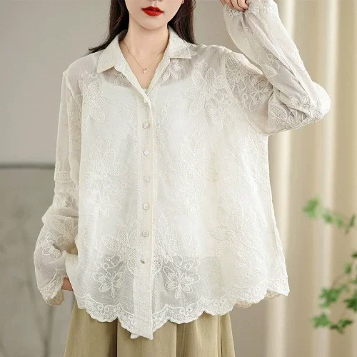 

SuperAen Retro Lapel Collar Hook Flower Long-sleeved Shirt for Women's Summer New Lace Patchwork Embroidery Shirts