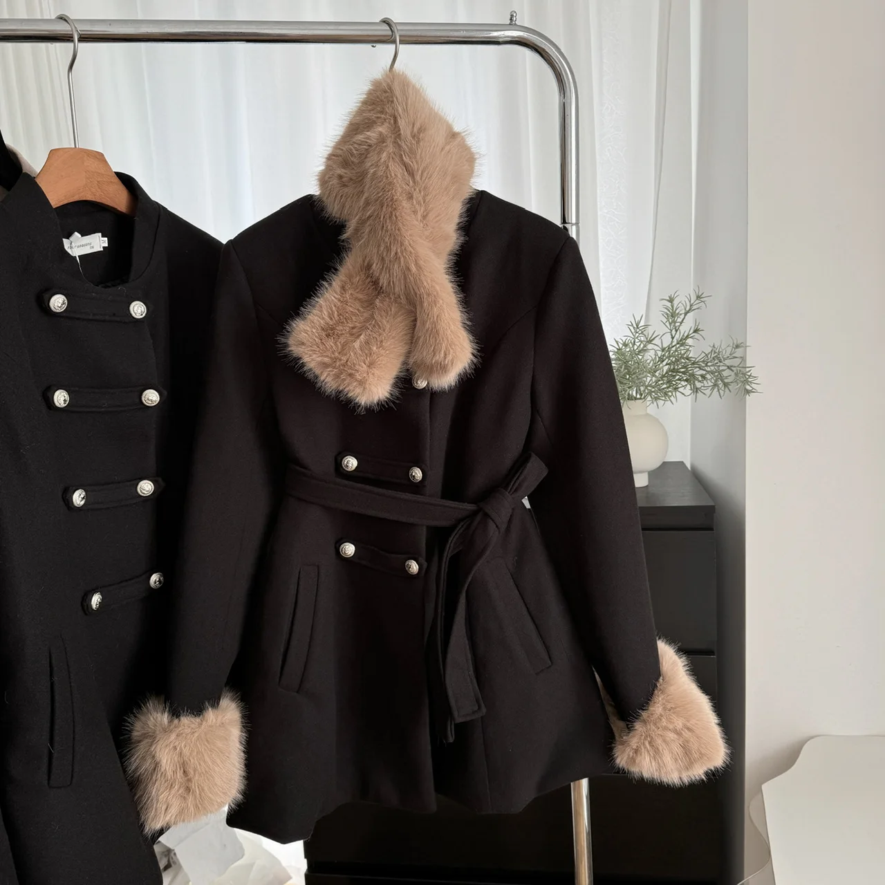 

Autumn Winter French Vintage Elegant Wool Dress Woman Faux Fur Retro Design Trench Overcoat Female Chic Korean Popular Clothes