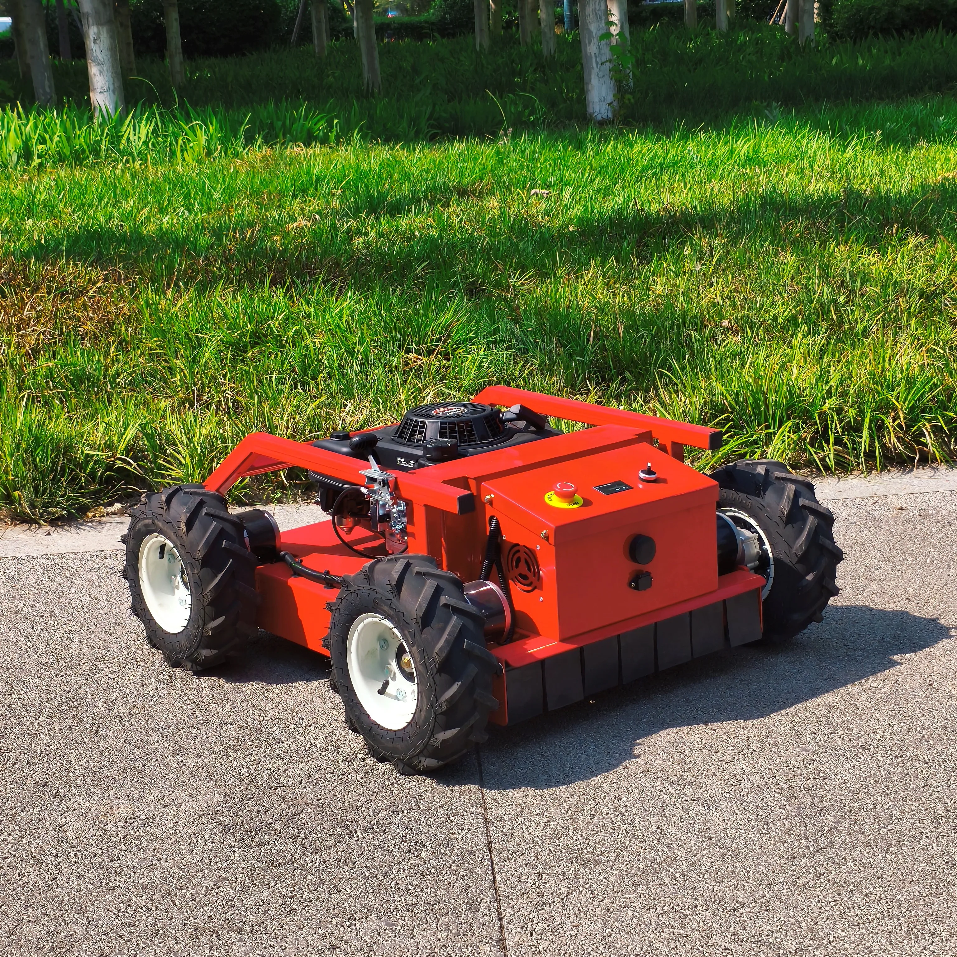 

Automated lawn mower robot wireless perimeter Anti-Slip 1500 ㎡/h 500MM 45° Support customization low price Compact body