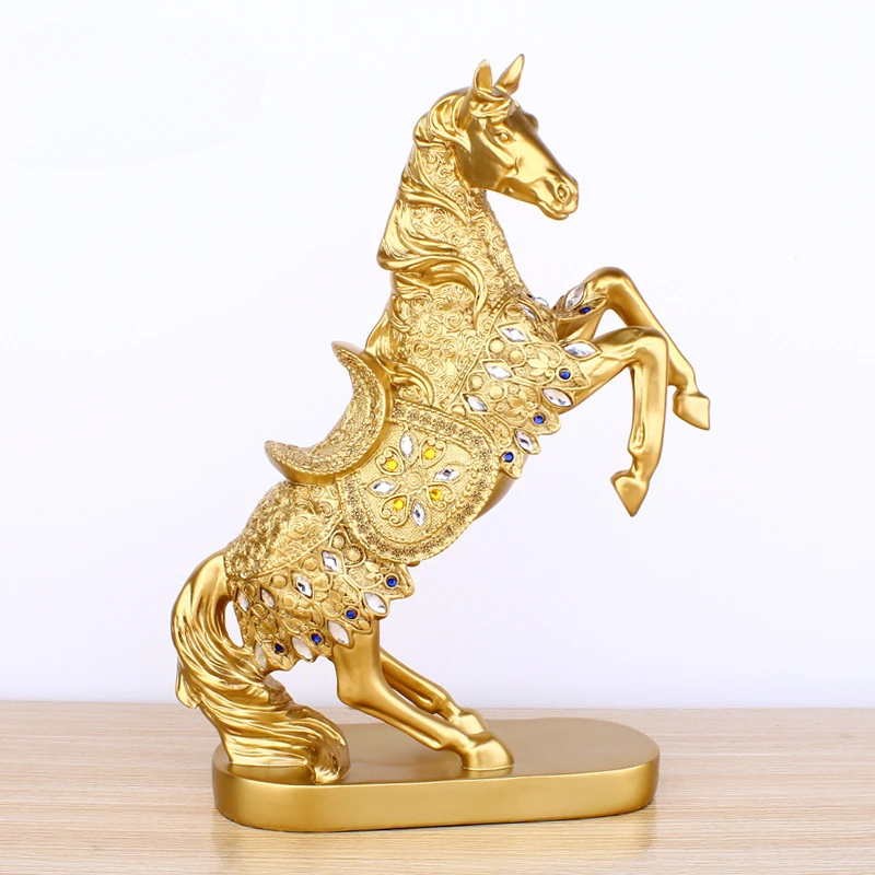 

ERMAKOVA Retro War Horse Resin Golden Trotting Horse Statue Animal Sculpture Figurine Miniature Home Office Study Room Decor