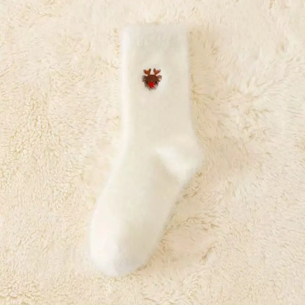 Lovely Embroidered Fuzzy Crew Socks Imitation Mink Fleece Fleece Warm Socks Warm Thermal Soft Sleeping Home Socks For Ladies