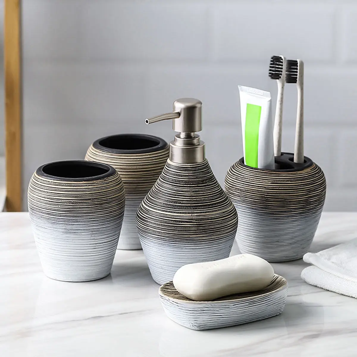 

5Pcs Ceramic Bathroom Set Gargle Cup Toothbrush Holder Soap Dispenser Lotion Bottle Compact Lightweight Home Travel Essential