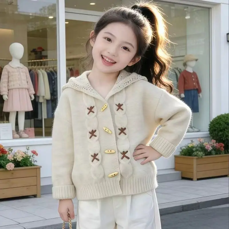 Girls' Hooded Sweater Fashion Autumn New Mid to Large Children's Retro Horn Button Knitted Cardigan Coat