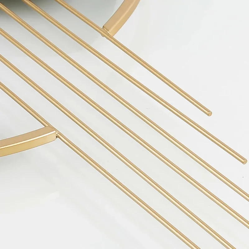 Creative Unique Wall Clock Designer Trendy Minimalist Living Room Modern Clock Wall Interior Light Luxury Horloge Home Decor