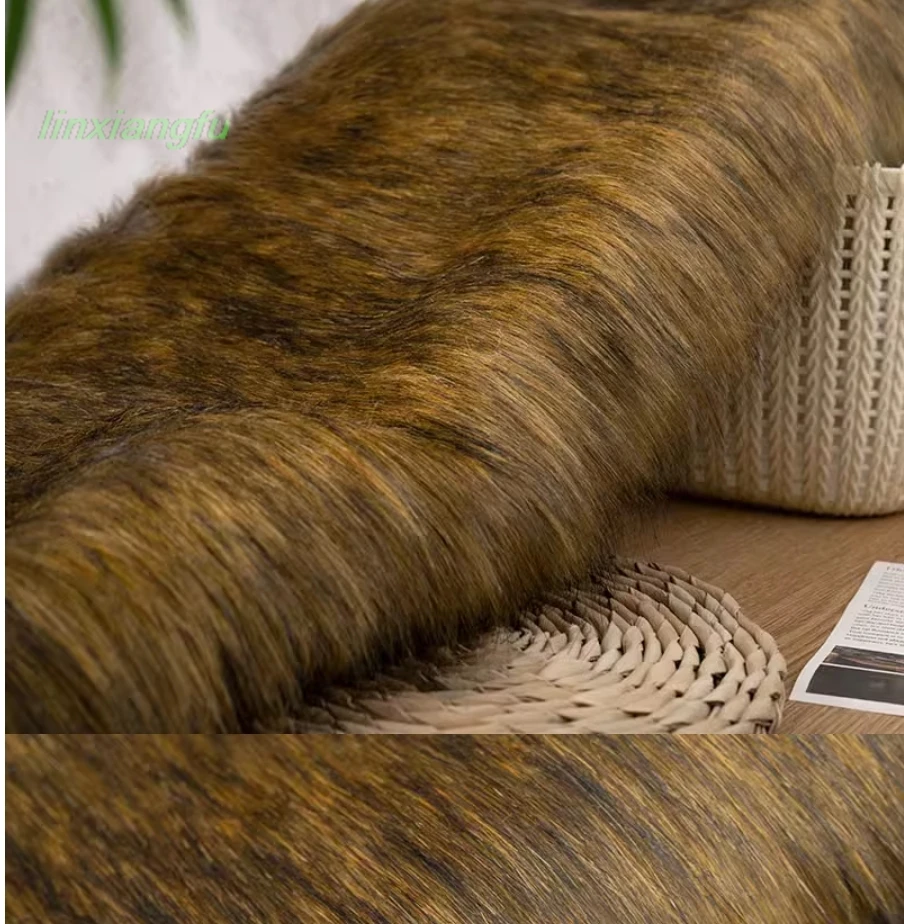 5 سنتيمتر مصبوغ تلميح تقليد الذئب الفراء تقليد الثعلب الفراء أفخم النسيج ، بدلة الحيوان تقليد الفراء ، الملابس الفراء طوق الأصفاد ، اليدوية.