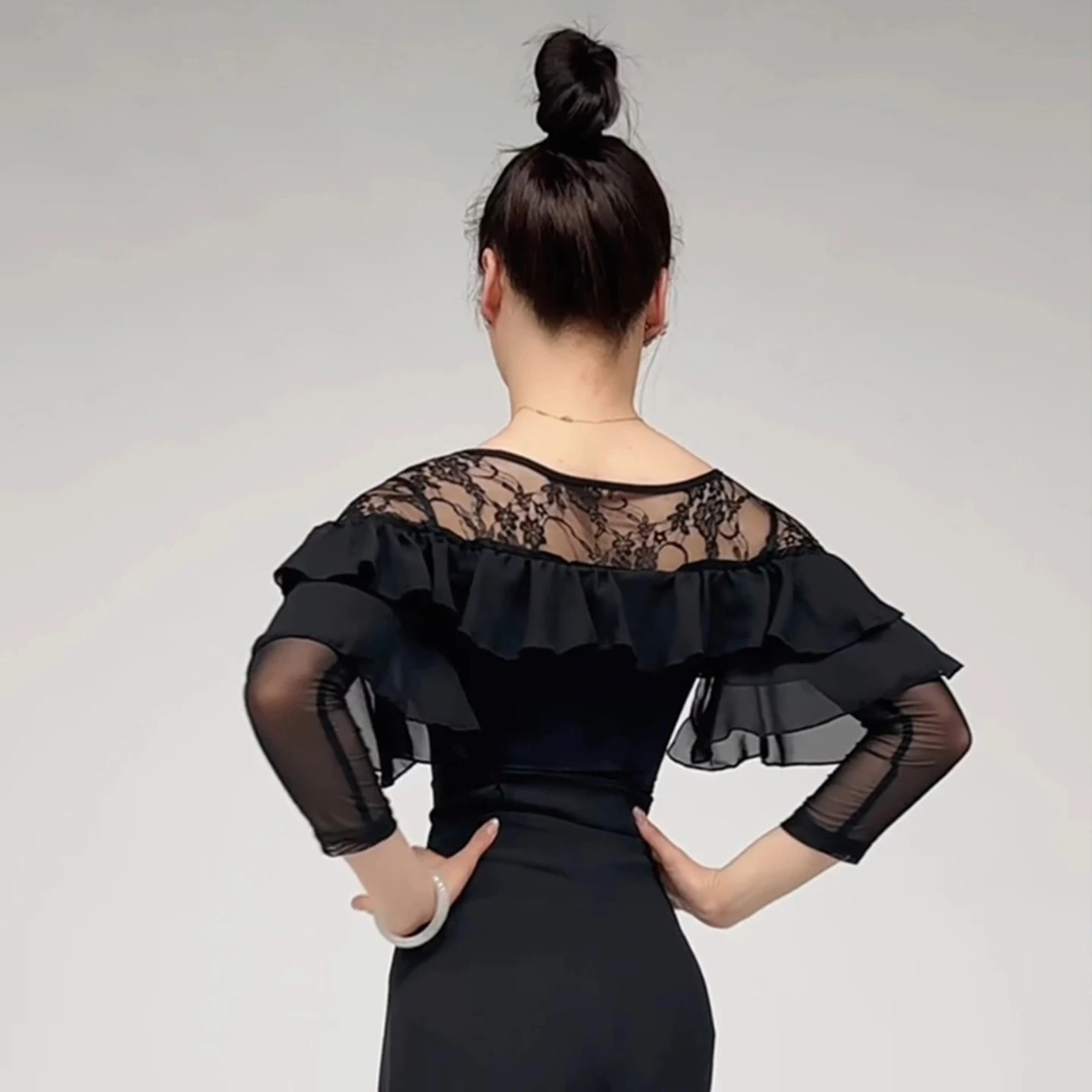 Top da ballo latino in pizzo nero Donna Tuta con volant Abbigliamento da pratica Valzer per adulti Abiti da ballo per sala da ballo Top da prestazione BL16457