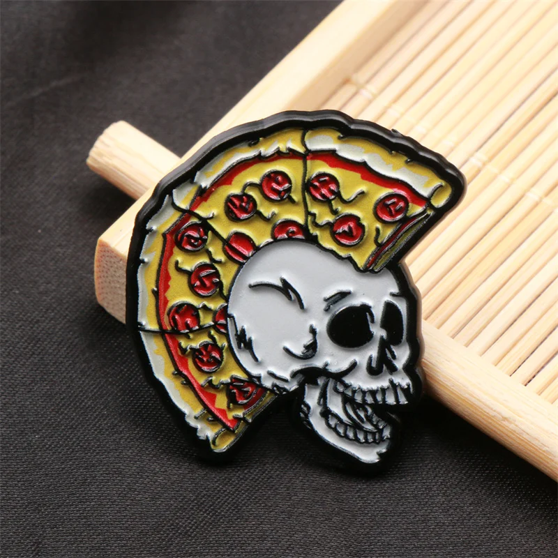 1pc Punk Style Cool Skull with Pizza Slice Enamel Pin, Novelty Alloy Brooch