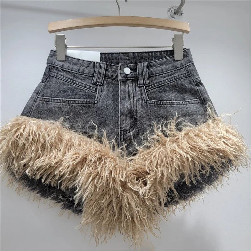 Pantaloncini di jeans patchwork pelosi per donna, ragazza calda stile americano 2025 Autunno Inverno Nuovi pantaloni caldi sexy con sollevamento dell'anca a vita alta sottile