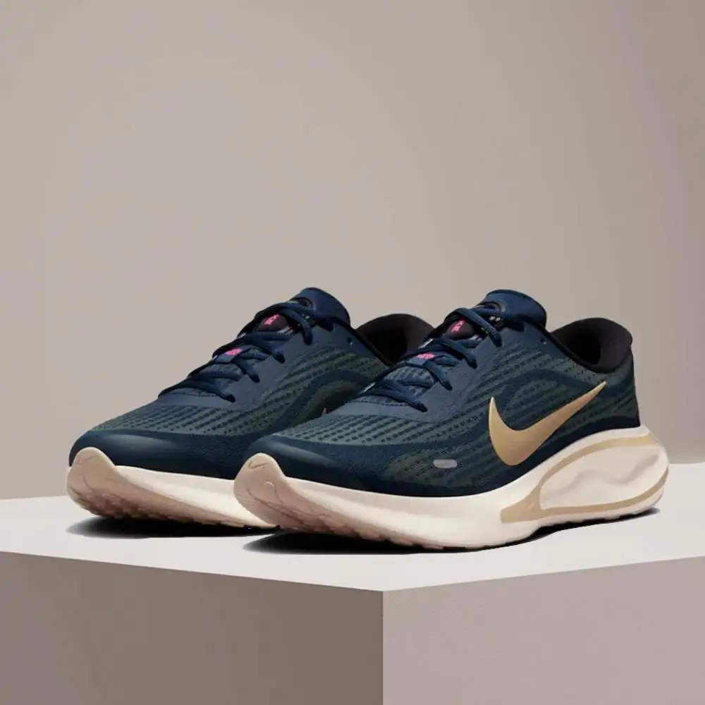 

Nike Journey Run Cushioned Running Shoes - Stylish, Versatile, Comfortable, Slip-Resistant, Durable Men's FN0228-403