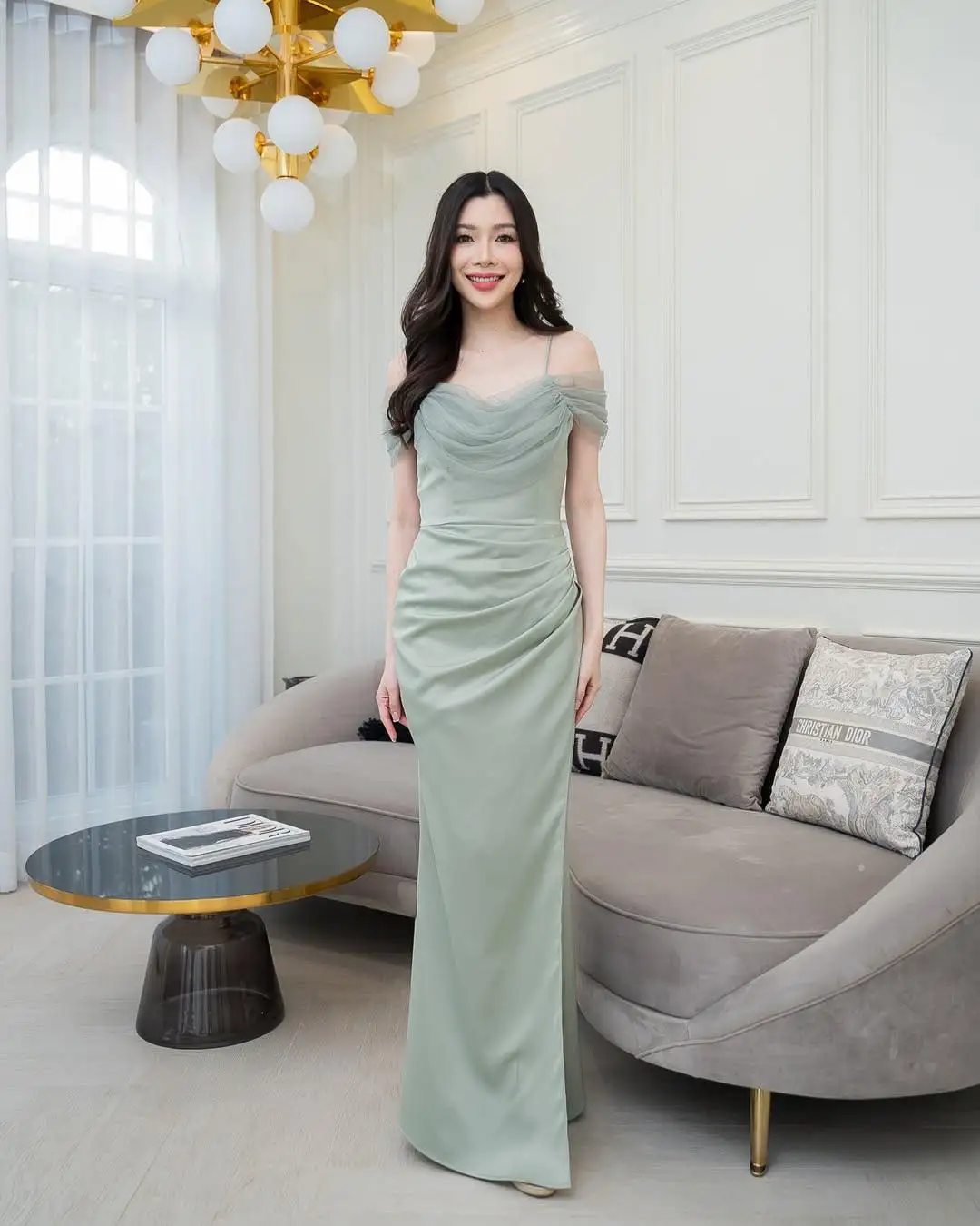 

Customized Graceful Satin Straight Off the Shoulder Evening Dresses Strapless Short Sleeves Sweep Train Special Occasion Gowns