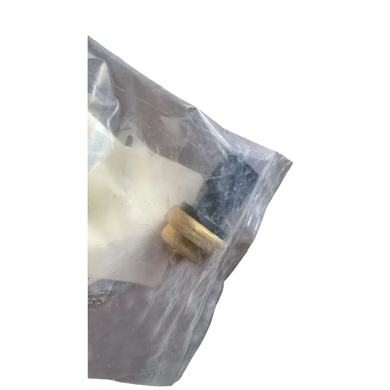 Car Engine Cooling Water Pipe Flange Temperature Sensor New Original Accessories 8200650777 For H5F, E5F, H4B, D4D, B4D Engine