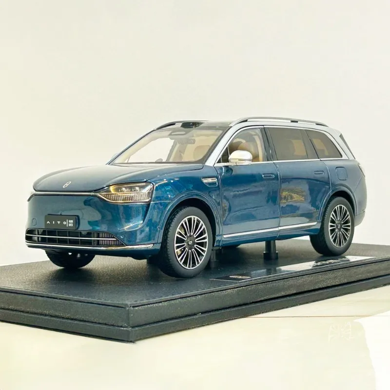 Modelo de coche de simulación de aleación AITO M9, decoración SERES SUV, réplica de metal fundido a presión, regalo para niños, coleccionable para adultos, azul, negro, 1:18