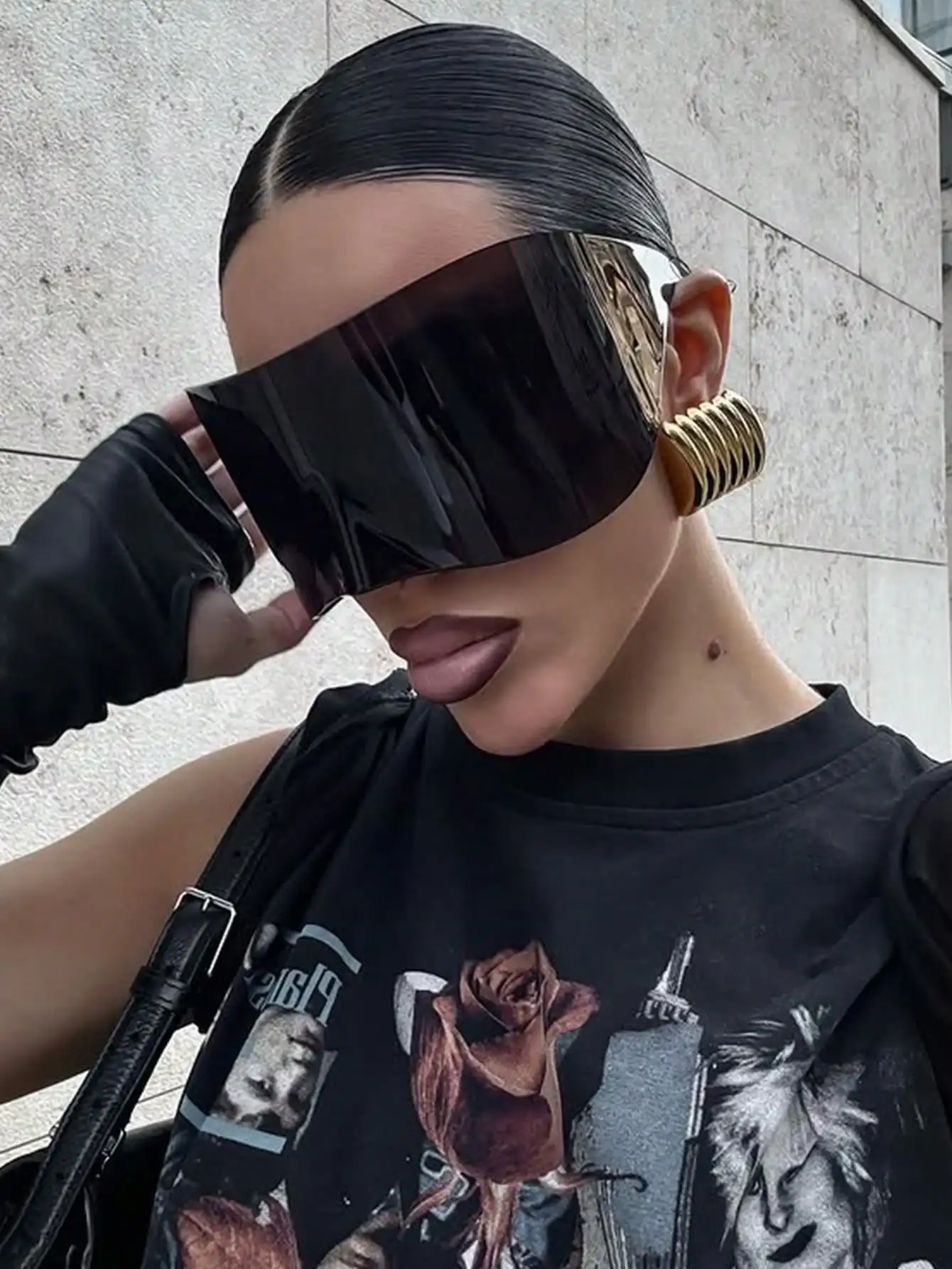 

Футуристические солнцезащитные очки в стиле оверсайз для женщин, защита от УФ-излучения UV400, черные зеркальные линзы