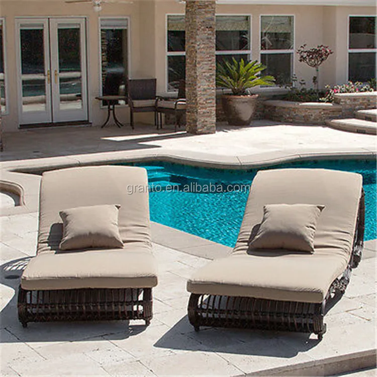 

New Style Outdoor Hotel Pool Side Rattan Sun Lounger Wicker Chaise Lounge