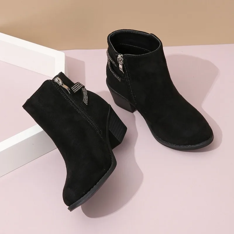 Winter Pure Black Versatile Cotton Boots with Thick Heels, New Plush Warm Girls Cotton Boots Non-slip Rhinestones Elegant Kids