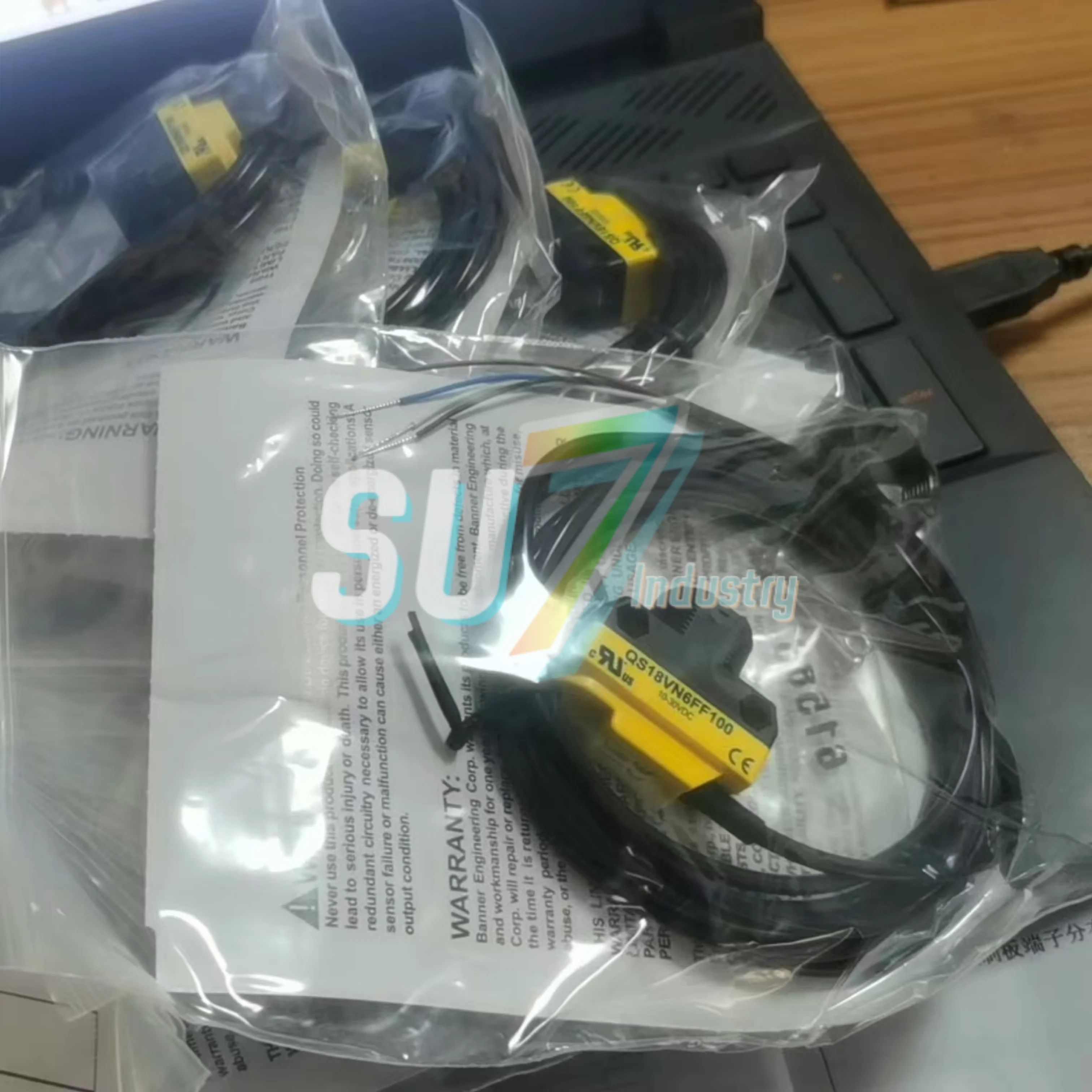 โฟโตอิเล็กทริคเซนเซอร์ใหม่เดิมQS18VN6CV45 QS18VN6FF100
