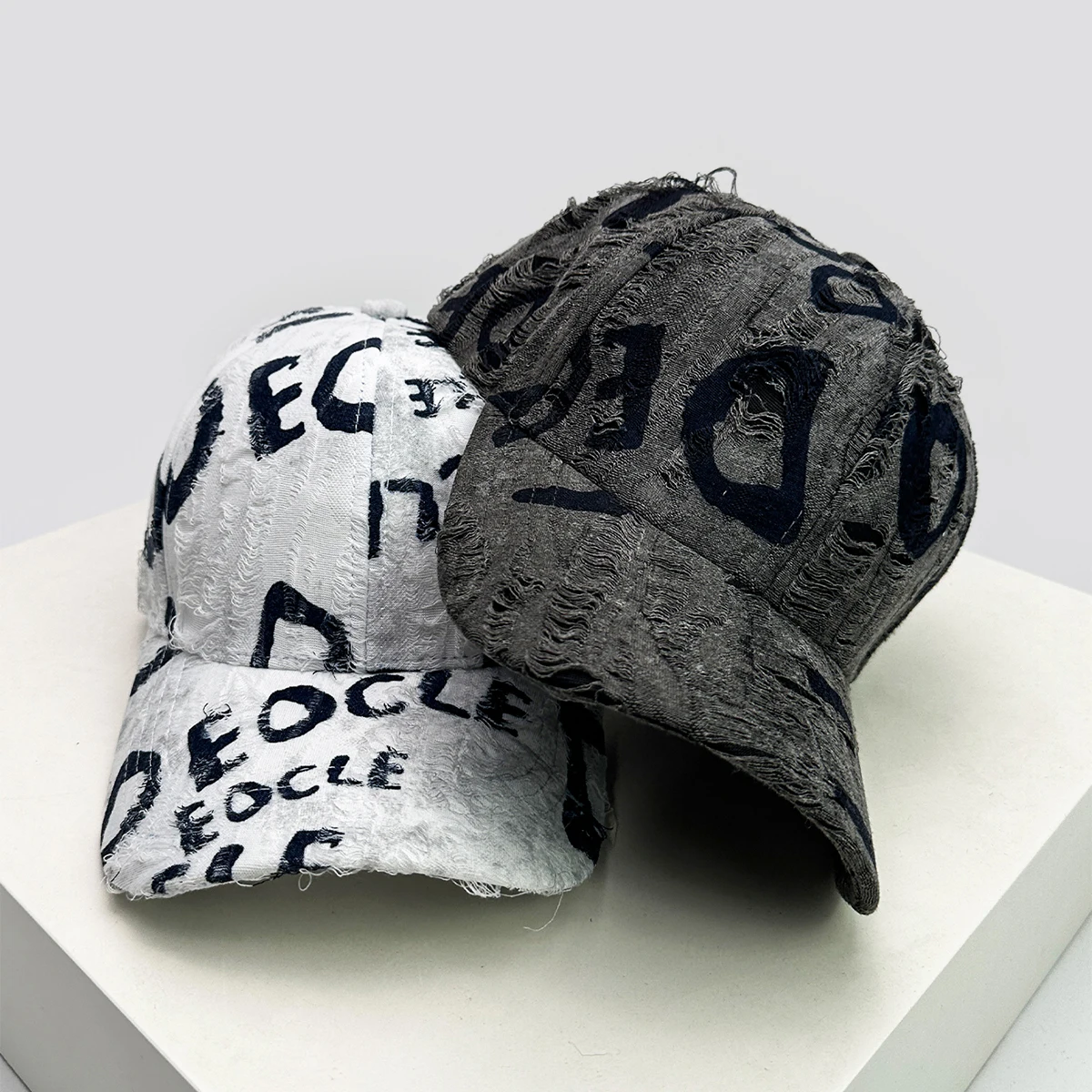 Nuevos sombreros de béisbol personales con letras Vintage americanas Unisex, sombrilla transpirable de estilo roto, gorras con visera, moda urbana versátil