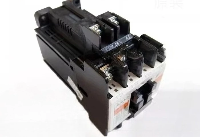 

Parts are suitable for elevator accessories, DC contactor SC-4-1/G DC48V DC110V brand new original imported