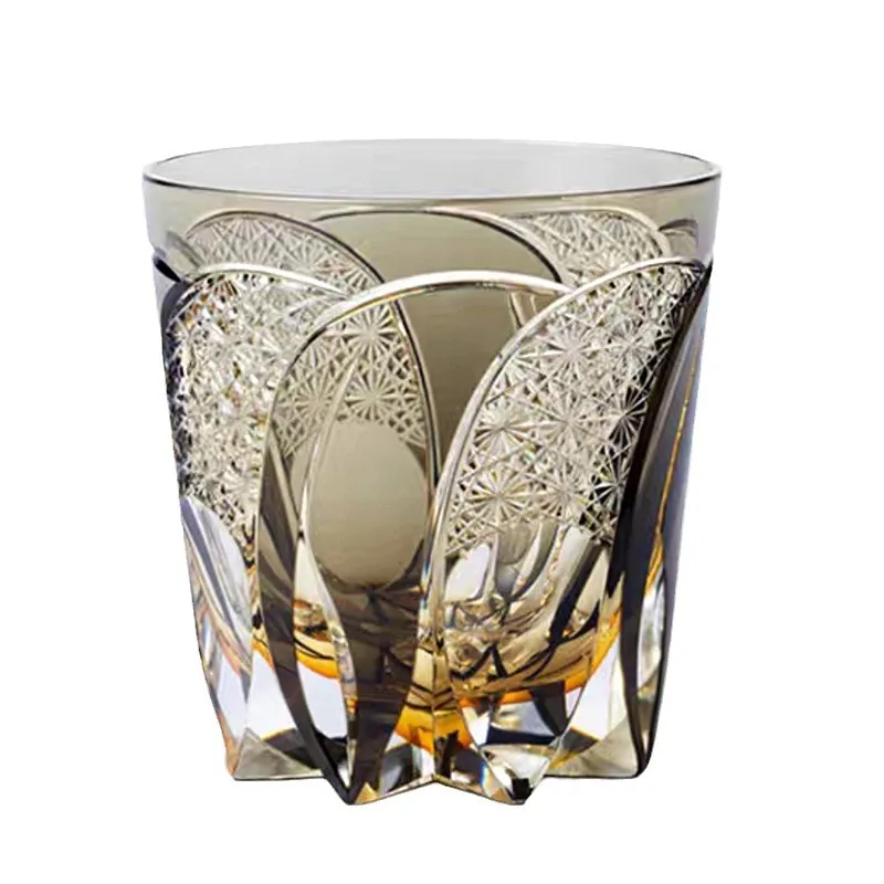 

Hand-carved, crystal glass, whiskey glass, light luxury and high value.