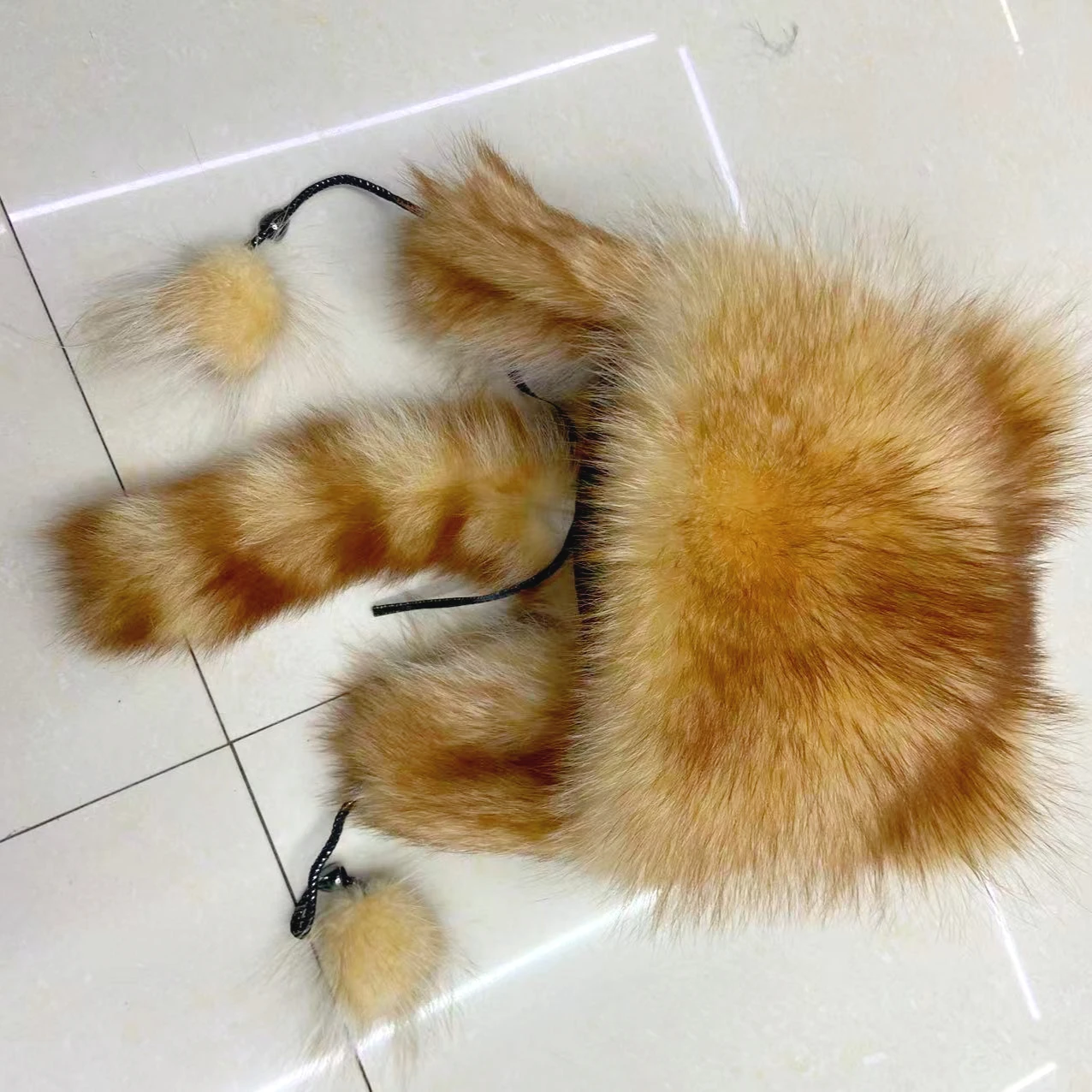 الشتاء الدافئة الفراء قبعة المرأة الذهب منفذها الذيل آذان إيرفلاب الثلوج الباردة قبعة