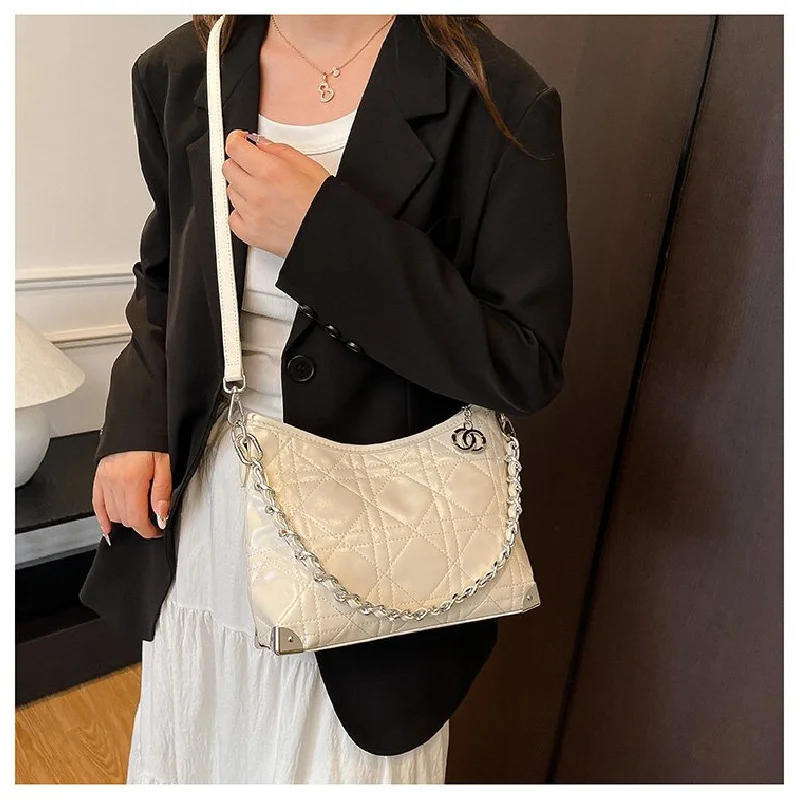 

Trendy Paris Fashion Messenger Bag Elegant For Business Women With Letter Logo High-End And Best Superstar Commuter Use