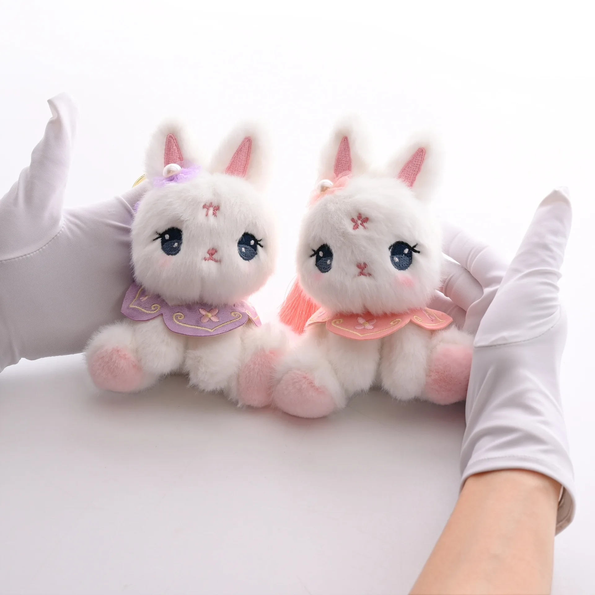 Exquisiter trendiger Kaninchen-Plüschtier-Anhänger, süßer Kaninchen-Boutique-Schlüsselanhänger im antiken Stil, kleines Geschenk