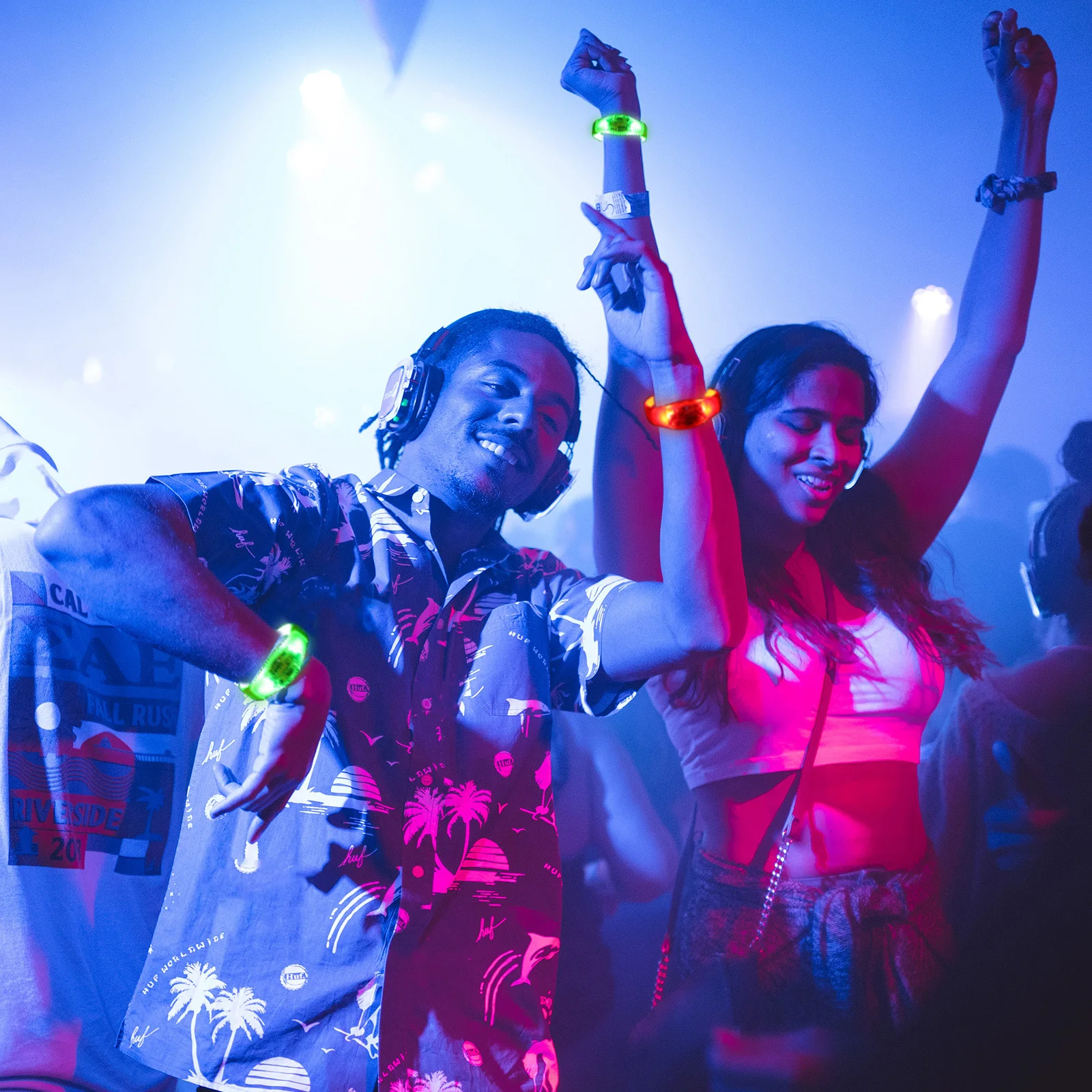 

2 Pcs Glow Bracelets Glowing Wristband Ladies Gifts Silicone Sports Women Night Run