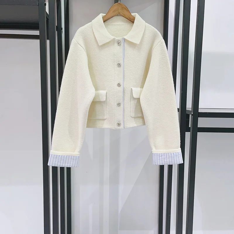 2026 Early Spring French Niche Twist Knit Metal Buckle Polo Collar Patchwork Color Block Cuff Cropped Knitted Coat Women