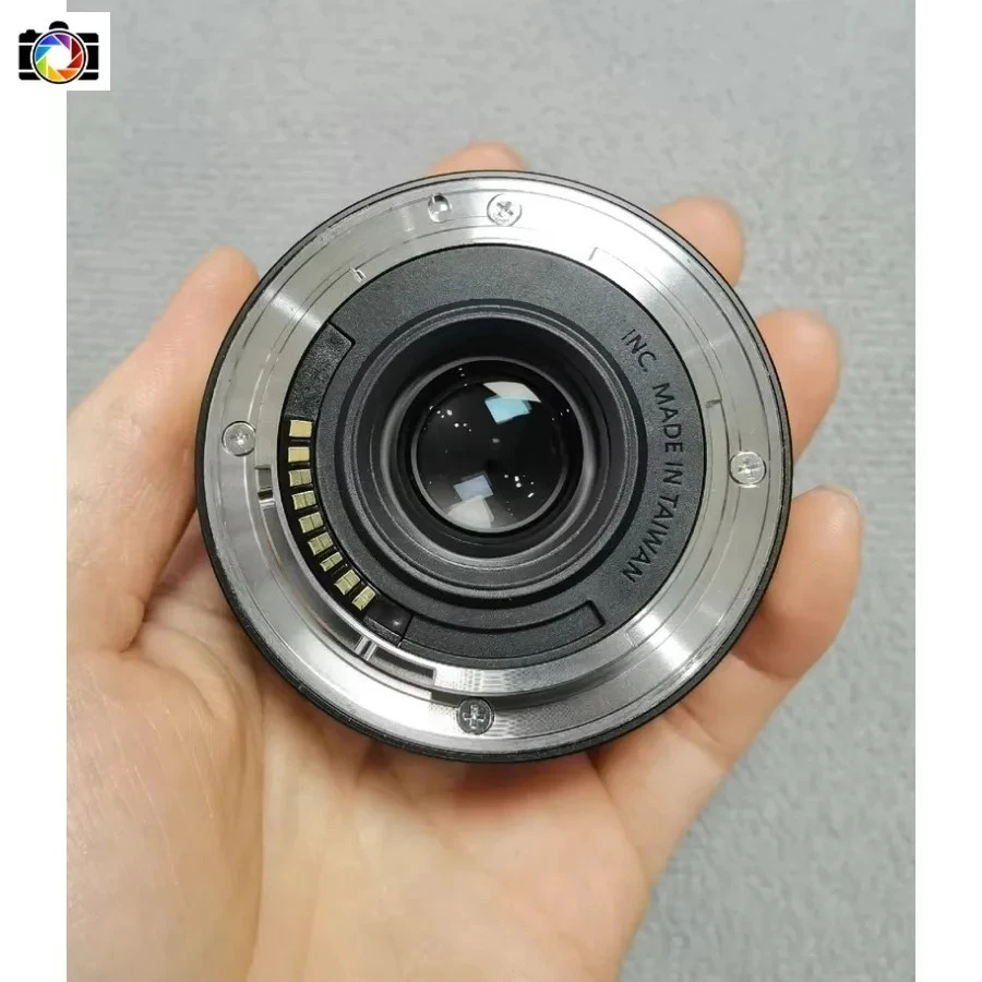 Genuine EF-M 22mm f/2 STM Lens For Canon M3 M5 M6 M6 II M50 M50 Mark II M100 M200 camera (used) view 3