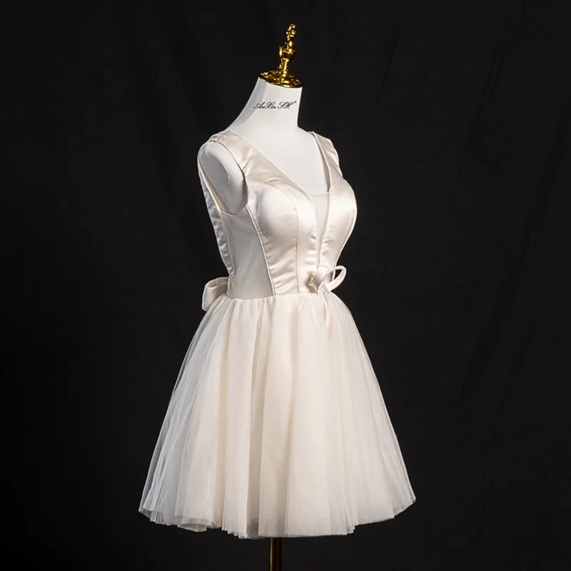 안신 숙녀님 샴페인 새틴 브이넥 레이스 비딩 진주 큰 리본 파티 맞춤 이브닝 드레스 작은 흰색 드레스