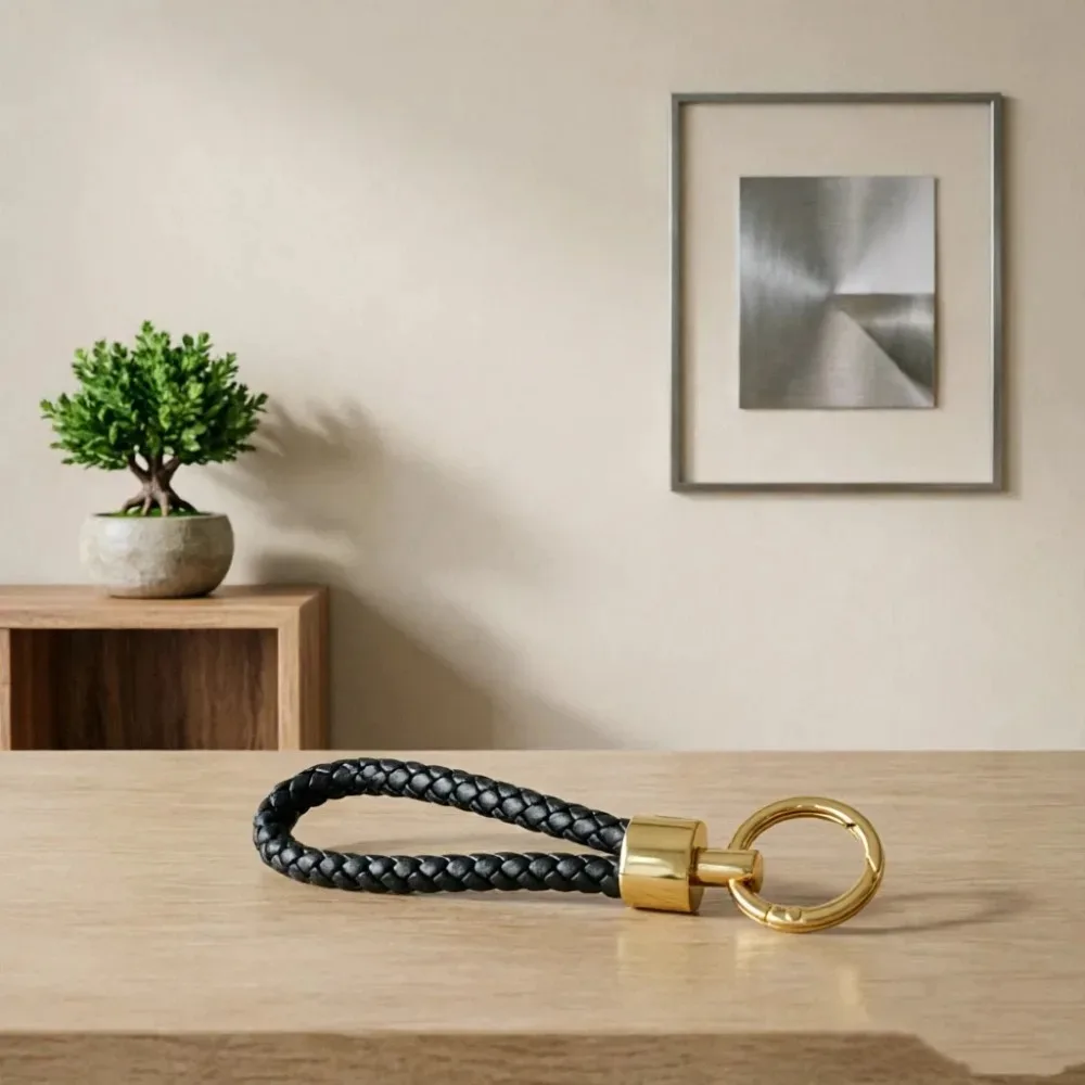 Weaving Rope Car Keychain Creative Key Pendant Sheepskin Rope Metal Texture Simple Metal Light Luxury Style Key Ring Man Woman