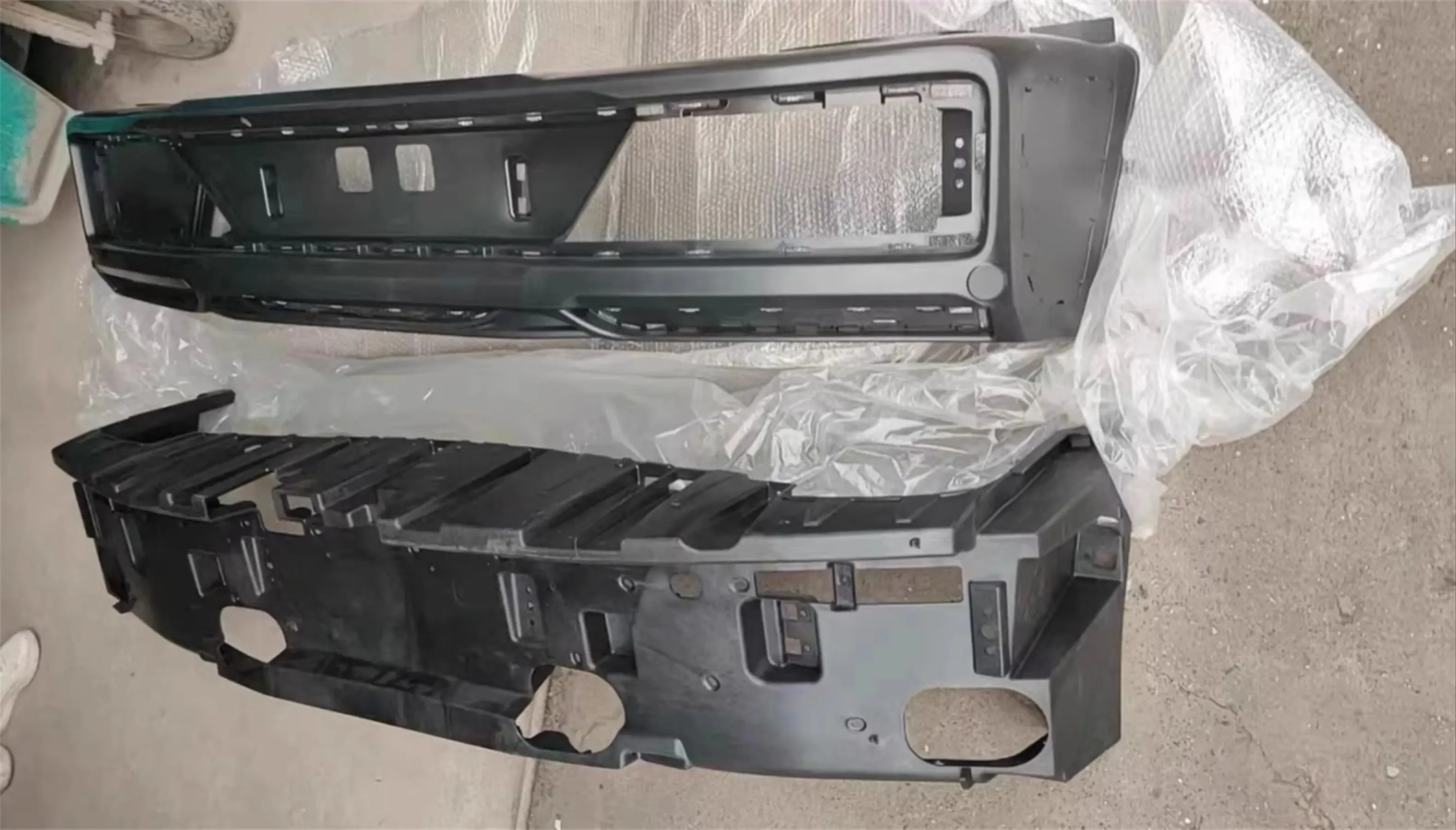 

Car Front Rear bumper Surround Body kit for Tank 300 CYBERKNIGHT