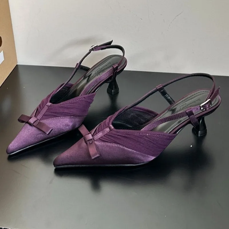 

Элегантные фиолетовые атласные туфли-слингбэки на шпильке с острым носком, плиссированные дизайнерские туфли, роскошные босоножки с ремешком сзади и пряжкой