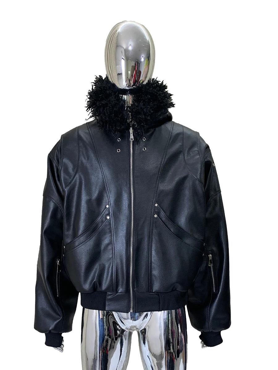 

Autumn Winter Cool Short Oversized Thickened Warm Pu Leather Jacket Men with Faux Fur Trim Hood Rivet Luxury Designer Clothes