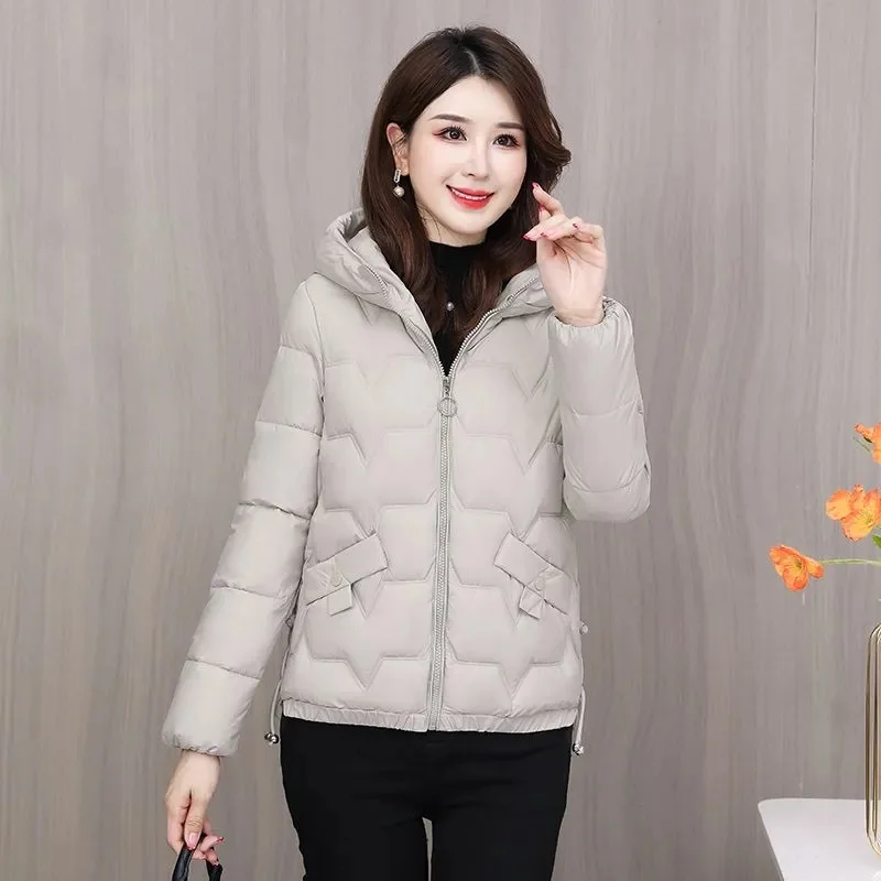 Warm Cotton Padded Coat Ladies 2025 Winter New Down Jacket Women Parkas Short Loose Cotton Jackets Hooded Outcoat Thick Overcoat