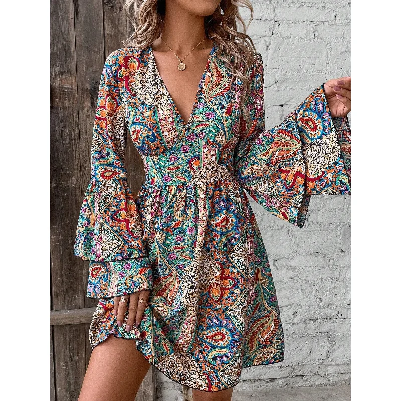 

Europe and america 2024 Autumn and Winter New Elegant Women's Floral Print V Collar Bell Sleeve Dress