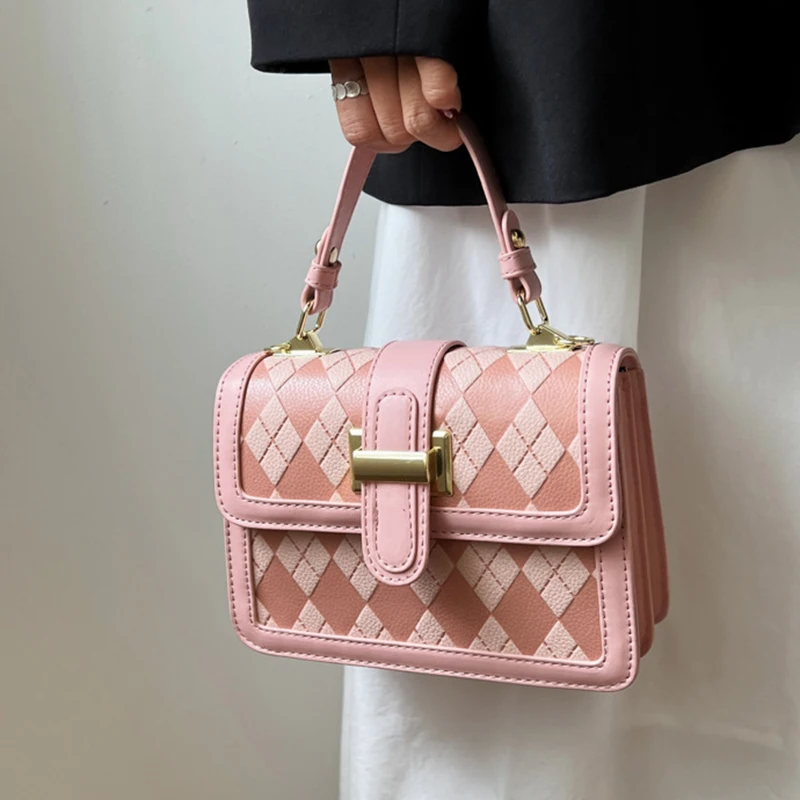 Japanese portable handbag 2023 new trend Joker commuter shoulder slung small bag one shoulder handbag shopping small lady pink.