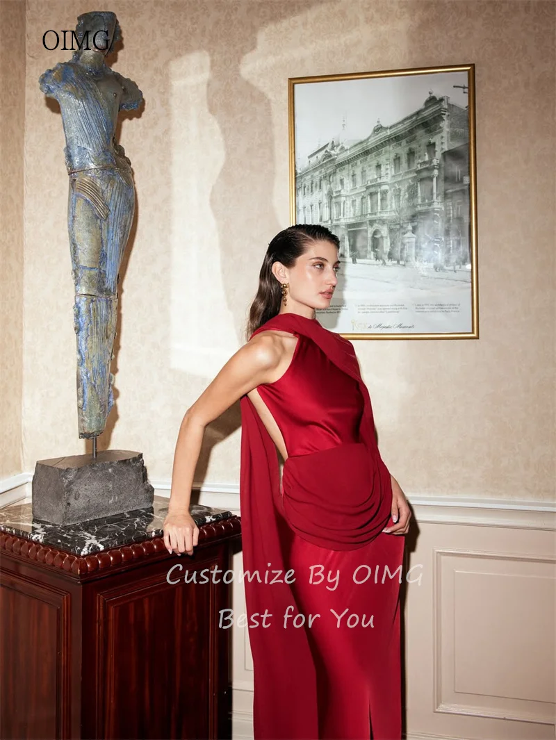 OIMG Semplice Rosso Backless Sirena Abiti da ballo Raso Senza maniche Abito da festa Lunghezza pavimento Abito da sera Abiti da gala Personalizzato
