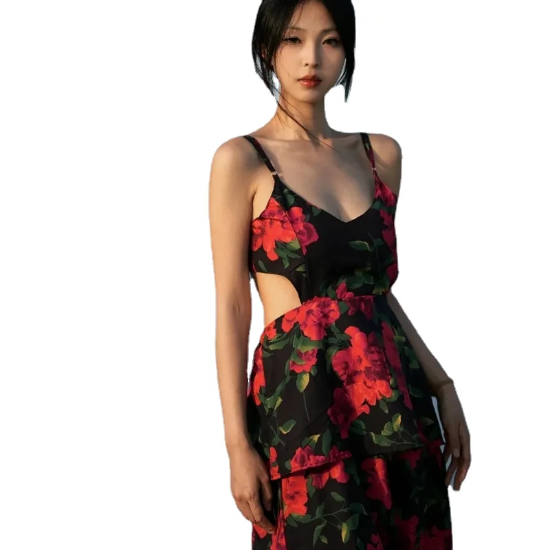 

2024 Chiffon Suspender Dress for Women's Summer Red Rose Floral Waist Style Mid Length Skirt