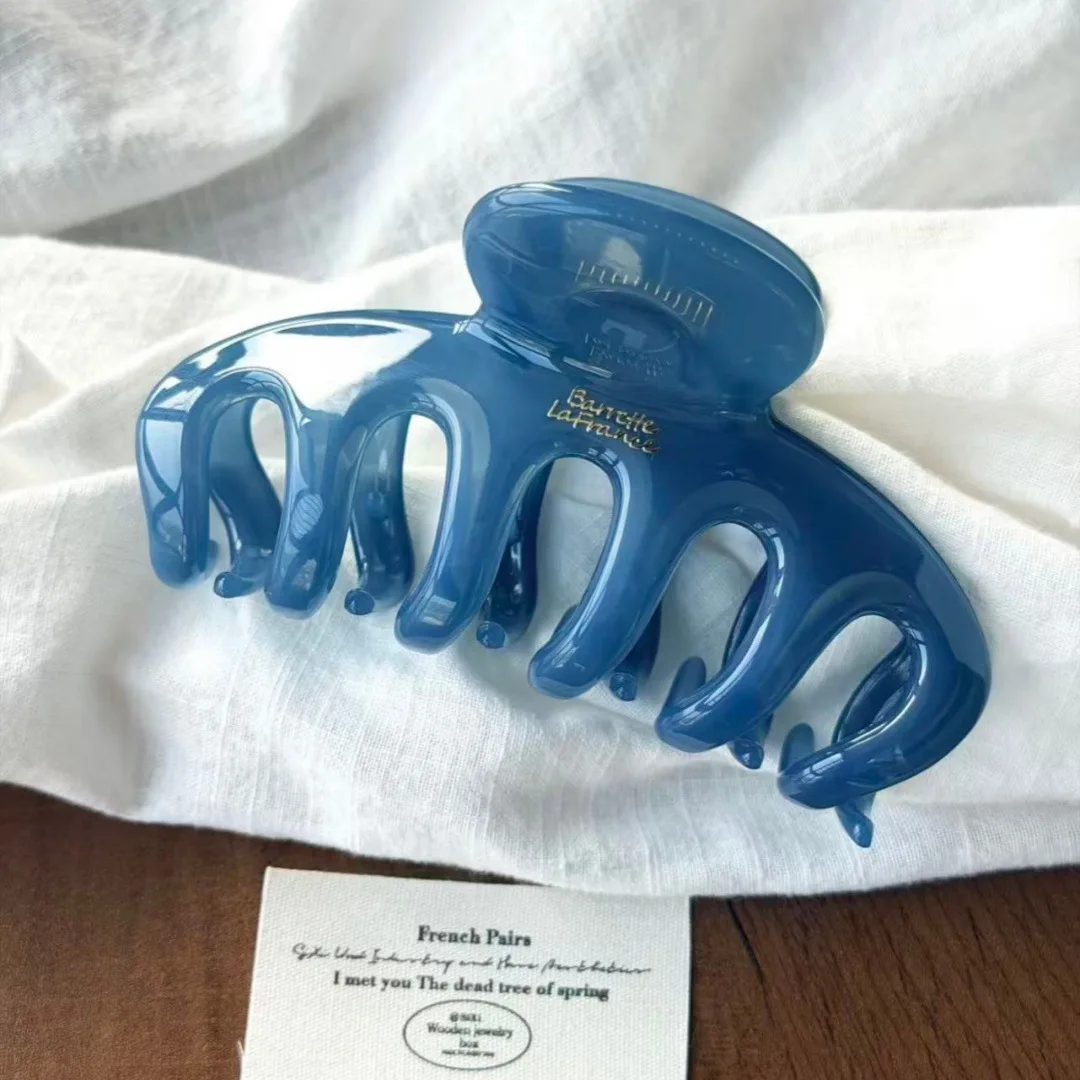 Koreanische große Acryl Dragon Bone Shark Haarspange Französisch Stil Polka Point Arc Hinterkopf Haarklammer Klemme Haarschmuck