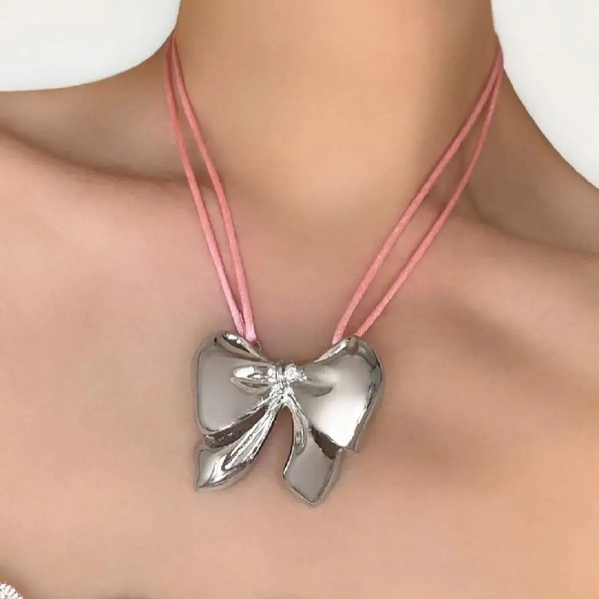 

1 Pc Fashion Sweet Creative Bow Knot Y2K Black Pink Ribbon Girl Silver Color Pendant Necklace Women Daily Party