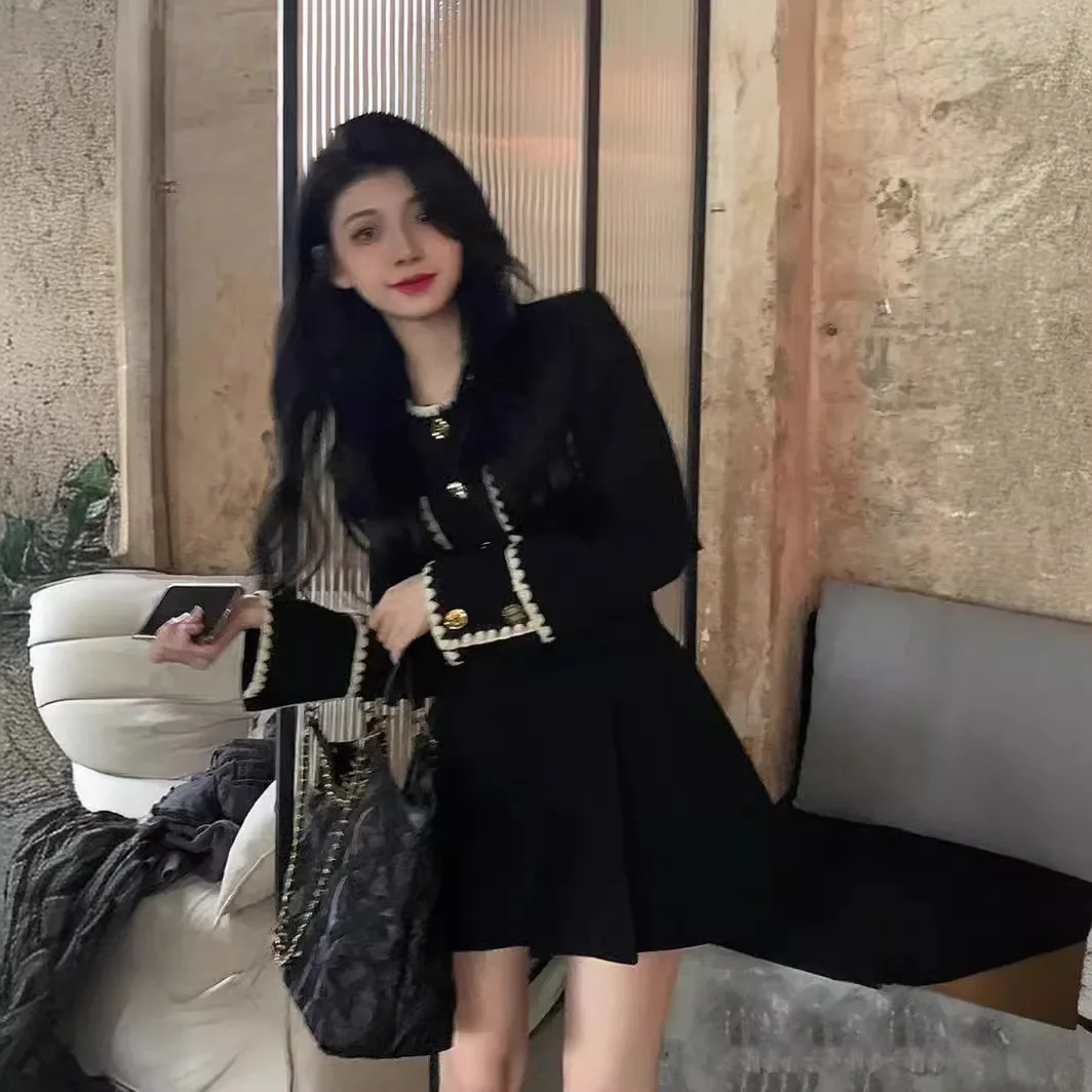 autumn and winter Korean temperament socialite Xiaoxiangfeng high-end coat top skirt Internet celebrity two-piece suit female