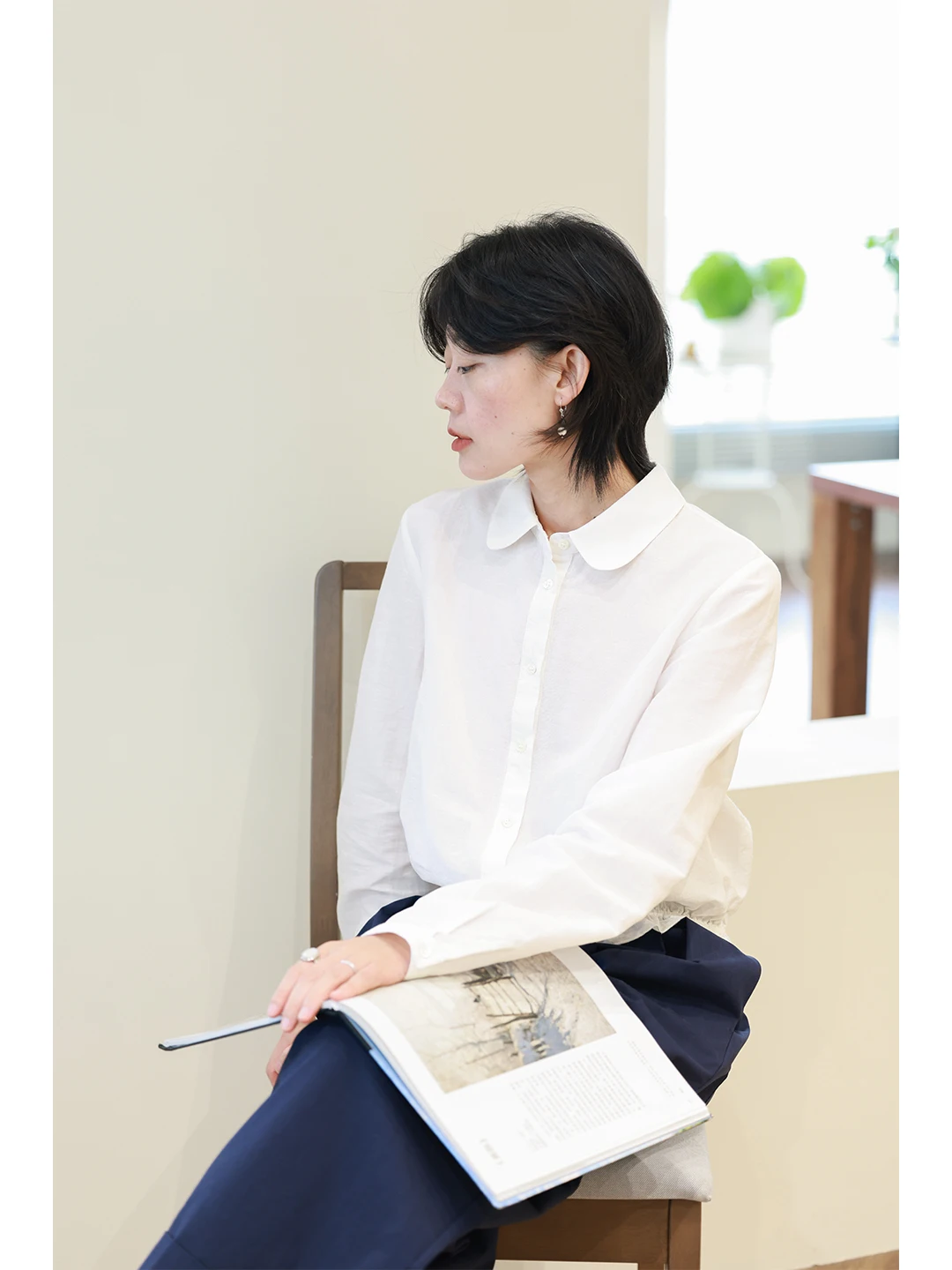 

Women's White Linen Long Sve irt Dry Breathable Peter Pan Collar ort Sle Slimming Top Flipped Collar Button up Blouse