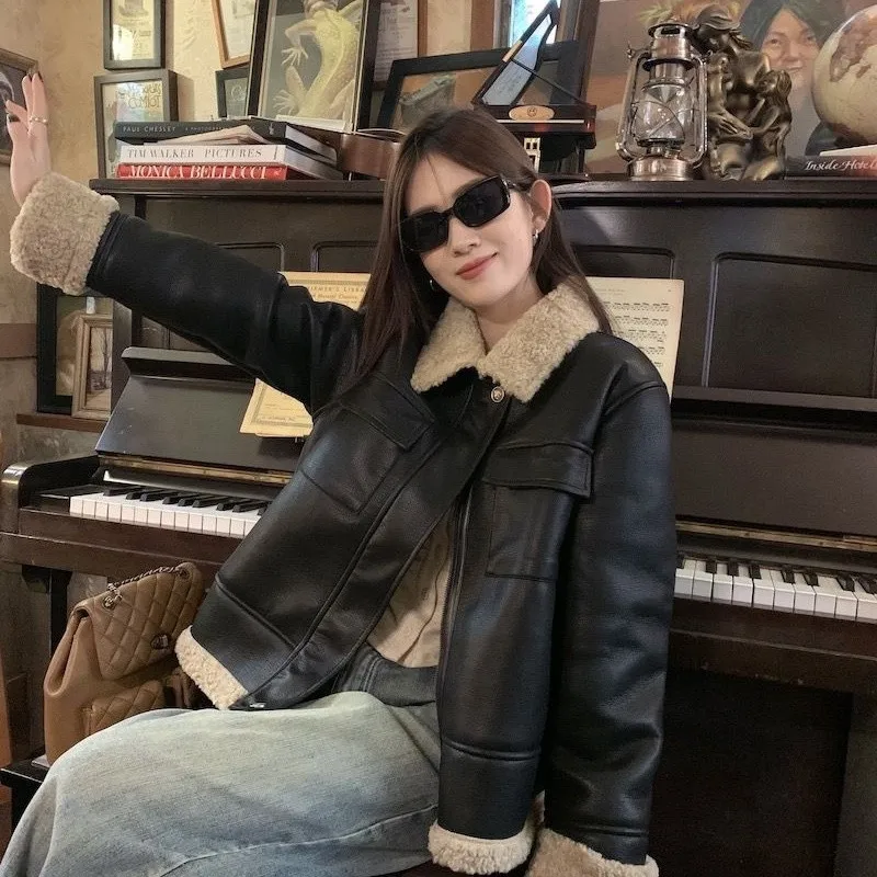 المرأة لينة بولي Leather سترة جلدية الخريف الشتاء رشاقته الدافئة المرقعة امبسوول سترة سيدة الموضة التلبيب كولور سستة معطف جلد