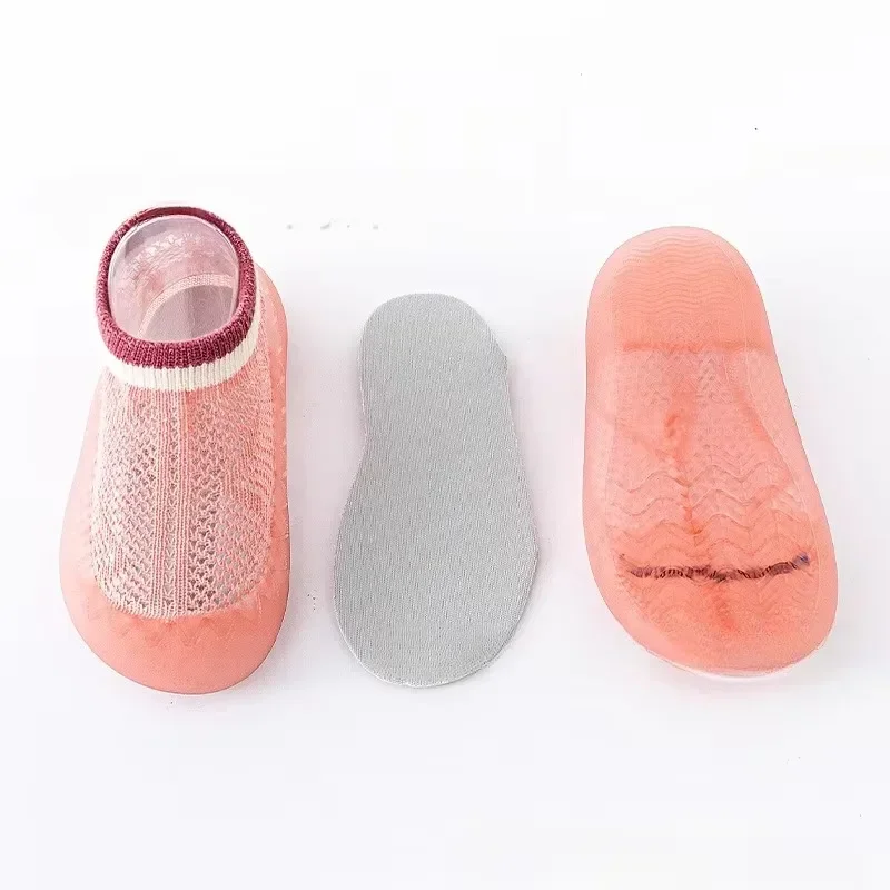 أحذية الربيع والصيف للأطفال الصغار غير قابلة للانزلاق، أحذية أطفال شبكية قابلة للتنفس في الأماكن المغلقة، أحذية جوارب للأطفال