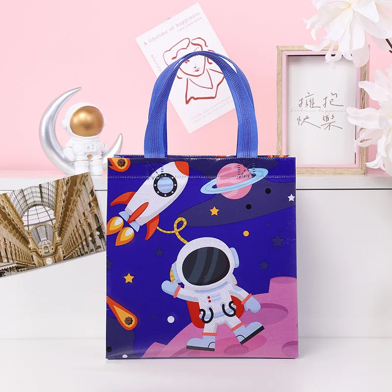 4Pcs Cartoon Space Astronaut Theme Non-woven Shopping Tote Bag Gift Packaging Handbag for Birthday Baby Shower Party Decoration