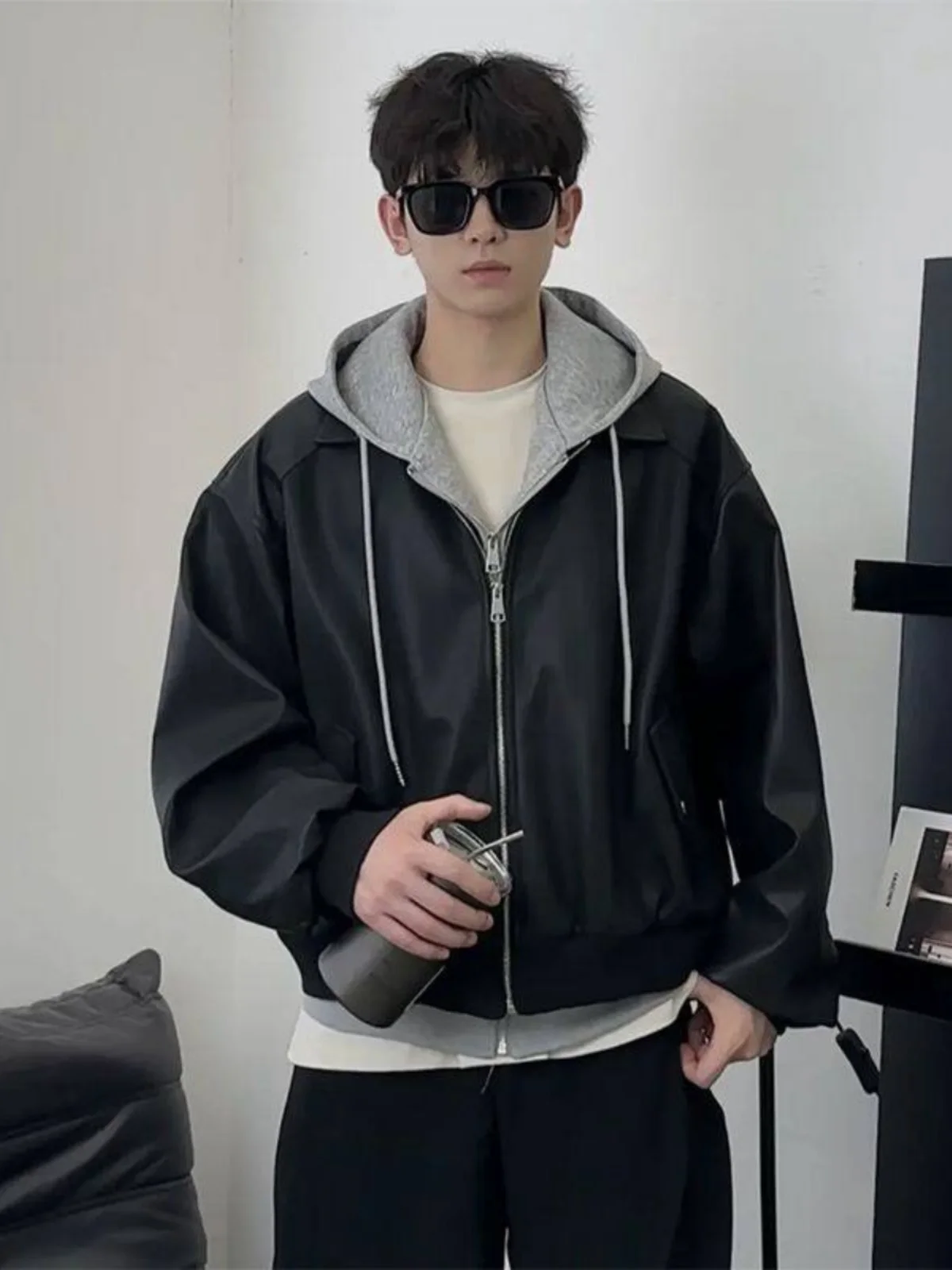 

Cool Men's Biker Jaet with Hood ort Baseball Sle Polyester Fiber Long Sve Anti-Wrinkle Straight Hemline Faionable