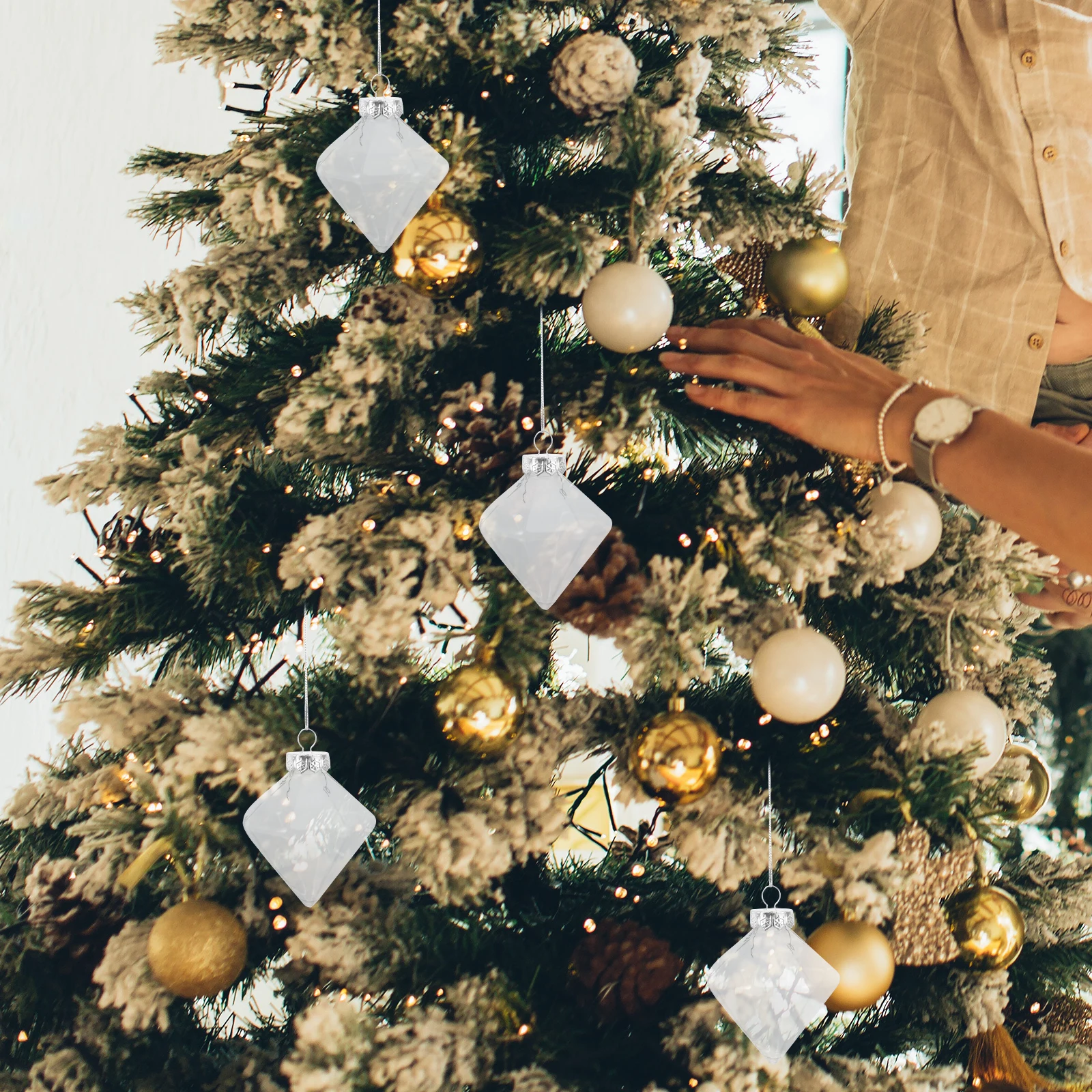 

12pcs Diamond Shaped Clear Plastic Ornament Balls Fillable Craft for Christmas Party Wedding Holiday Scene DIY Decor